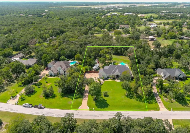 Homes for sale in College Station, TX | 3946 Arboleda Dr, College Station, TX 77845 | MLS# 29222420