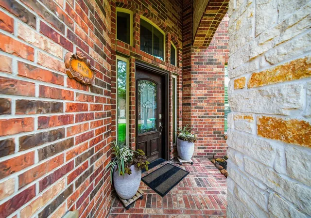 3rd image of 12022 Eagle Ridge Dr, Dayton, TX 77535 | MLS# 86034659