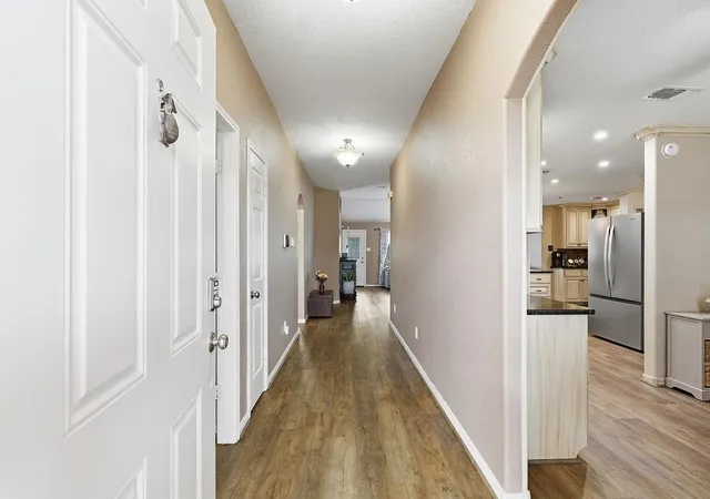 Photo 3 of Single family home for sale at 2977 Community Dr, Alvin, TX 77511 | MLS# 60816098 | Listing updated on 2026-09-12