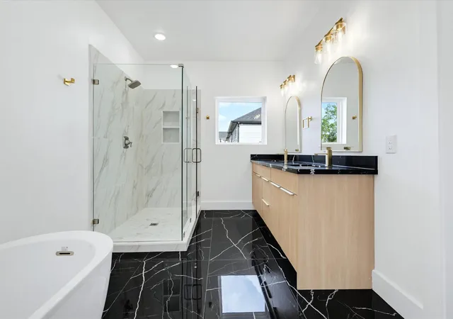 Photo 3 of Single family home for sale at 3405 Baer St, Houston, TX 77020 | MLS# 60786288 | Listing updated on 2026-09-23