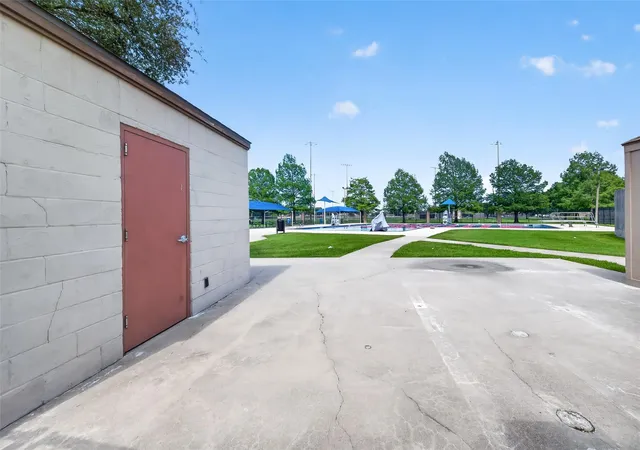 49th image of 3403 Driftwood Ct, Sugar Land, TX 77478 | MLS# 98983539