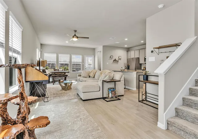 Photo 2 of Single family home for sale at 11833 Beachberry Dr, Houston, TX 77034 | MLS# 97316576 | Listing updated on 2026-09-20