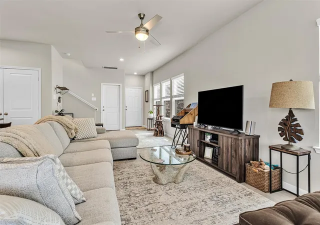 Photo 3 of Single family home for sale at 11833 Beachberry Dr, Houston, TX 77034 | MLS# 97316576 | Listing updated on 2026-09-20