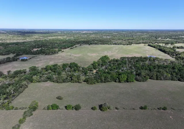 4th image of Tract 1 Lcr 800, Groesbeck, TX 76642 | MLS# 40683792