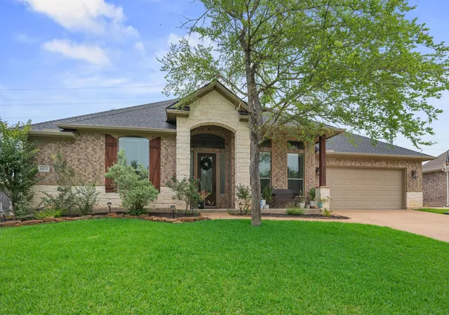 Homes for sale in College Station, TX | 4410 Spring Meadows Dr, College Station, TX 77845 | MLS# 59709952