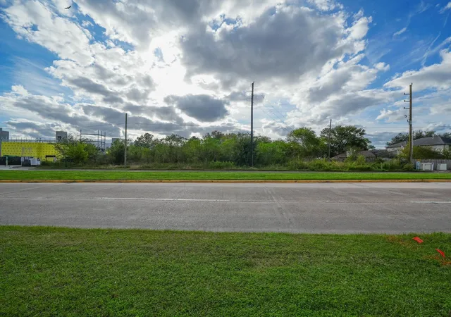 Land for sale at 10307 Bammel North Houston Rd, Houston, TX 77086 | MLS# 32942052