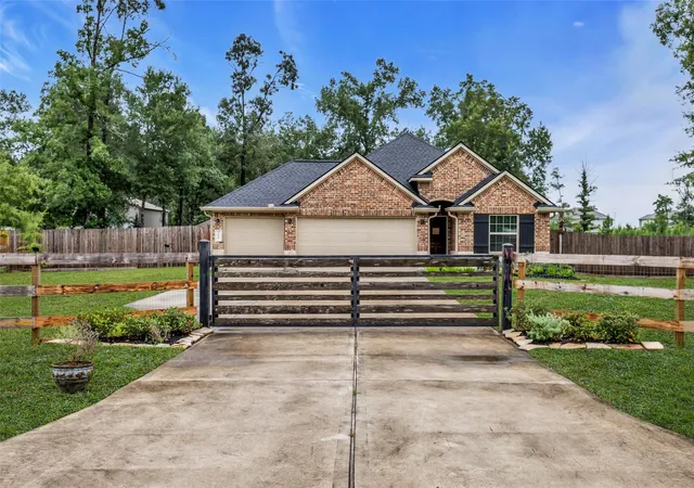 Photo 2 of Single family home for sale at 9199 White Tail Dr, Conroe, TX 77303 | MLS# 41495047 | Listing updated on 2026-09-14