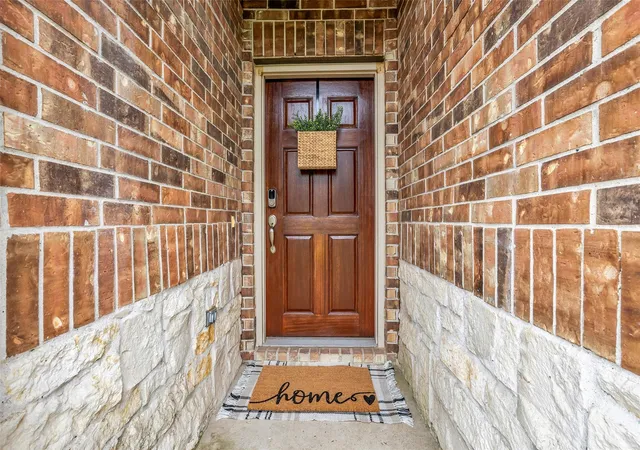 Photo 4 of Single family home for sale at 9199 White Tail Dr, Conroe, TX 77303 | MLS# 41495047 | Listing updated on 2026-09-14