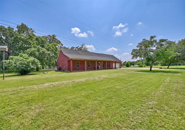 Homes for sale in Plantersville, TX | 8514 County Road 313, Plantersville, TX 77363 | MLS# 12821114