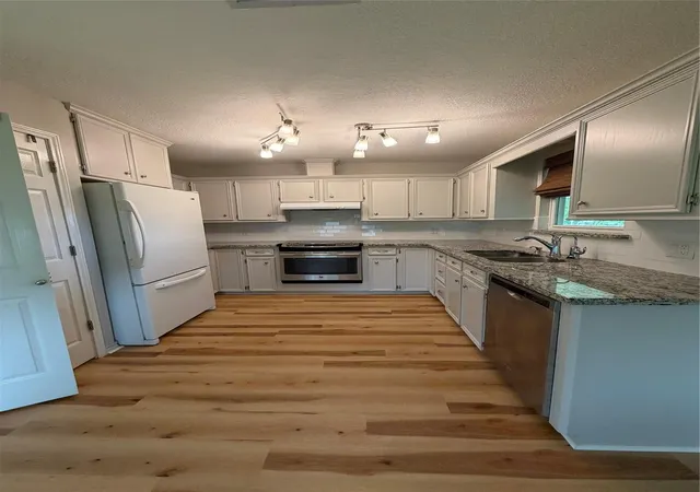 Photo 3 of Single family home for sale at 5317 County Rd 868e, Brazoria, TX 77422 | MLS# 97631038 | Listing updated on 2026-09-28