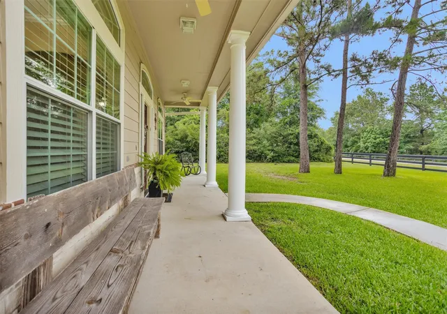 Photo 4 of Single family home for sale at 11232 Triple Crown Way, Conroe, TX 77304 | MLS# 18103695 | Listing updated on 2026-09-11