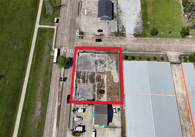 1st image of 13103 Hiram Clarke Rd, Houston, TX 77045 | MLS# 67726451