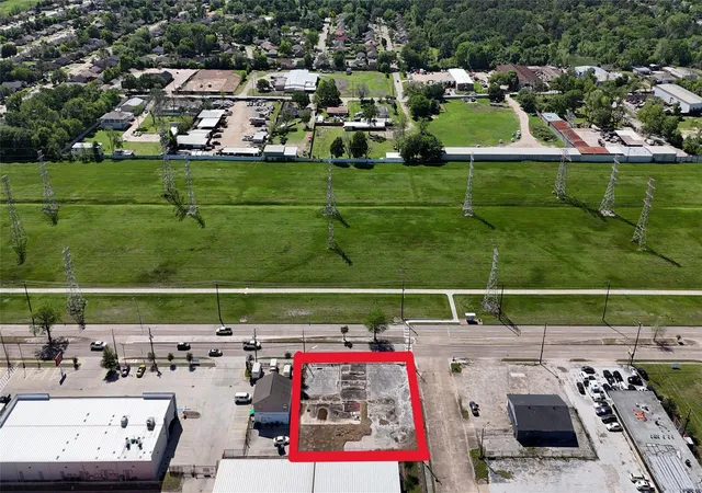 4th image of 13103 Hiram Clarke Rd, Houston, TX 77045 | MLS# 67726451
