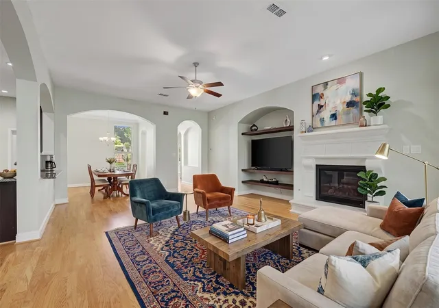 4th image of 3818 Bandera Reserve Ln, Houston, TX 77059 | MLS# 81806726
