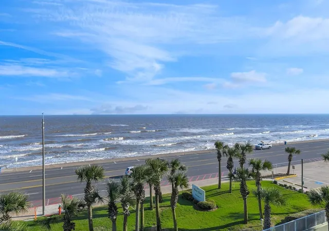 Photo 3 of Condo for sale at 9420 Seawall Blvd #501, Galveston, TX 77554 | MLS# 75147749 | Listing updated on 2026-04-03