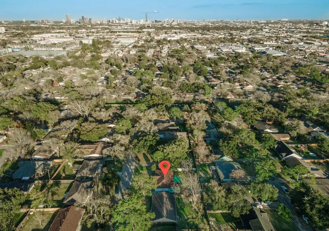 45th image of 9515 Meadowglen Ln, Houston, TX 77063 | MLS# 61315872