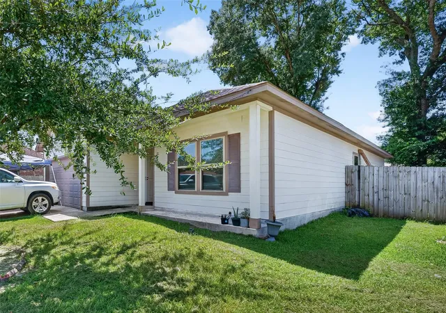 2nd image of 8639 Valley Gold Ct, Houston, TX 77078 | MLS# 93518530