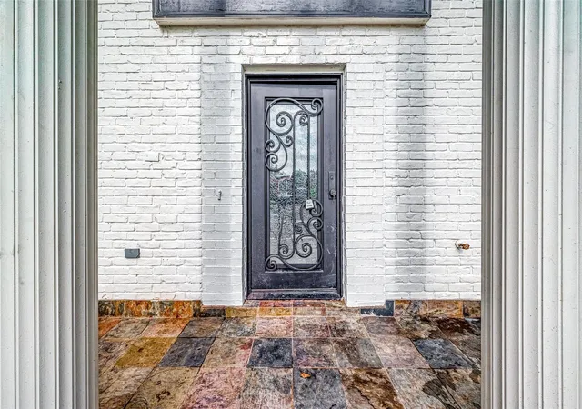 Photo 3 of Single family home for sale at 3102 Glenn Lakes Ln, Missouri City, TX 77459 | MLS# 8289294 | Listing updated on 2026-08-27