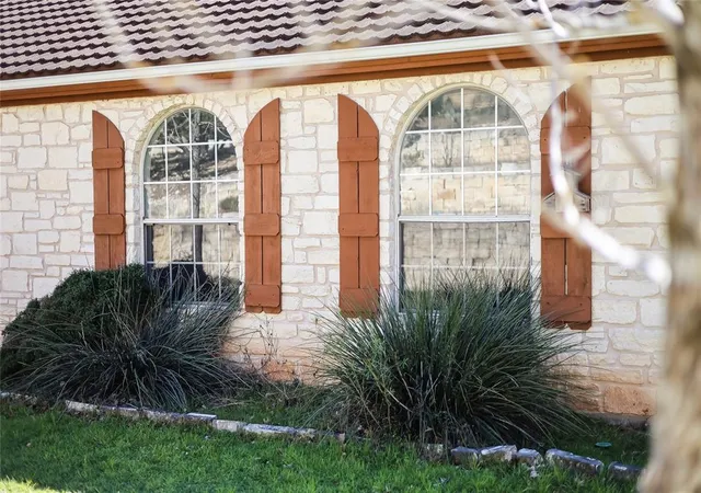 4th image of 20902 Twisting Trl, Lago Vista, TX 78645 | MLS# 78756159