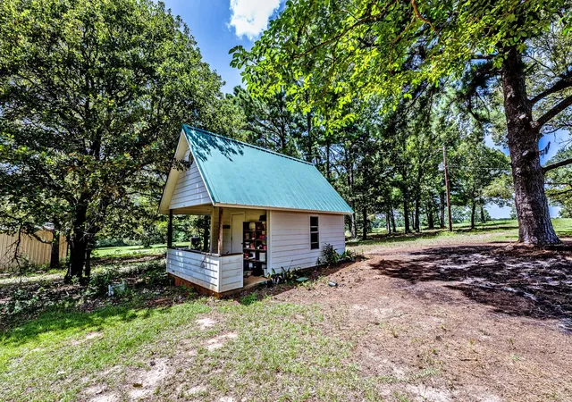 5th image of 996 Cr 1835, Crockett, TX 75835 | MLS# 58352688