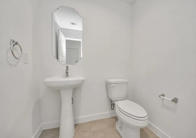 Photo 4 of Single family home for sale at 25410 Cvs Bnd Way, Magnolia, TX 77355 | MLS# 98718291 | Listing updated on 2026-09-14