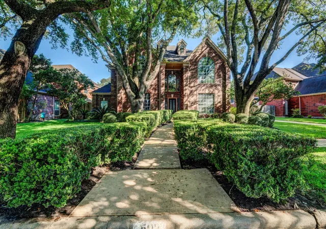 1st image of 502 Lake Bend Dr, Sugar Land, TX 77479 | MLS# 22638421