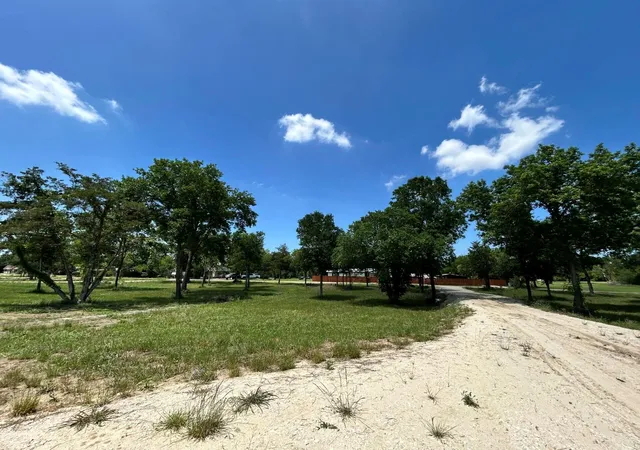 Homes for sale in Mexia, TX | 1316 E Titus St, Mexia, TX 76667 | MLS# 78624989