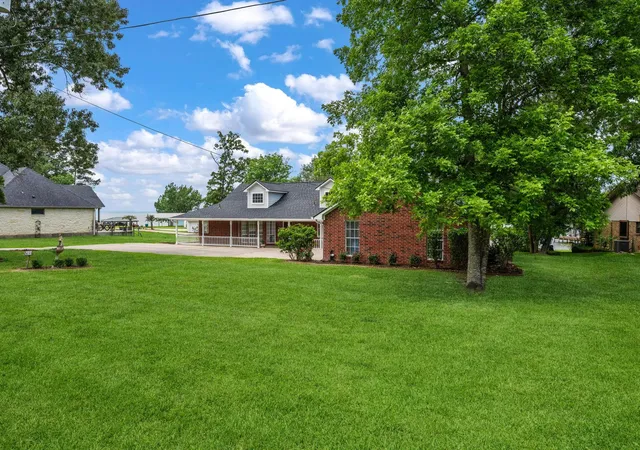 3rd image of 322 Buffalo Ct, Livingston, TX 77351 | MLS# 67900771