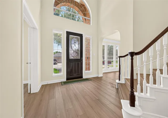 Photo 3 of Single family home for sale at 826 Ivory Ridge Ln, Houston, TX 77094 | MLS# 17620058 | Listing updated on 2026-09-12