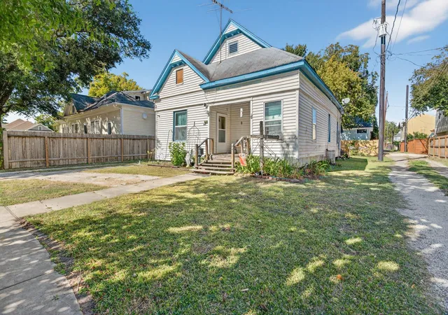 Homes for sale in Houston, TX | 403 E 8Th St, Houston, TX 77007 | MLS# 92416412