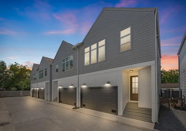 1st image of 6033 Cypress St, Houston, TX 77074 | MLS# 20698578