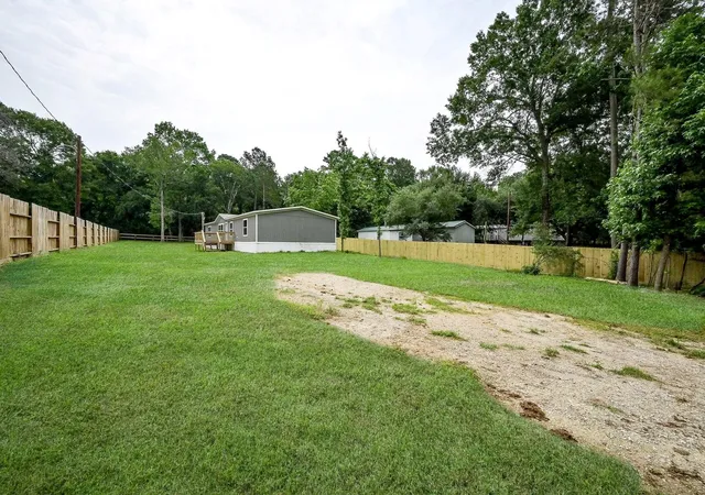 Photo 3 of Sale Pending at 14342 Forest Cir, Montgomery, TX 77356 | MLS# 44814720 | Listing updated on 2026-09-15