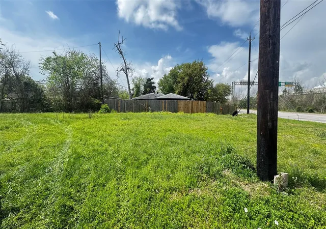 Homes for sale in Baytown, TX | 2109 W Texas Ave, Baytown, TX 77520 | MLS# 42811909