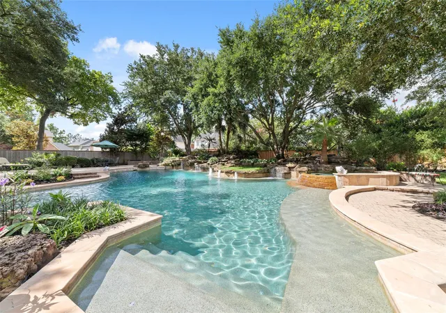 Photo 4 of Single family home for sale at 16603 Hamilton Park Dr, Cypress, TX 77429 | MLS# 65472116 | Listing updated on 2026-08-02