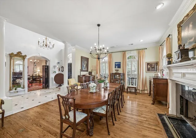 Photo 3 of Single family home for sale at 2120 Potomac Dr #A, Houston, TX 77057 | MLS# 80570503 | Listing updated on 2026-06-09