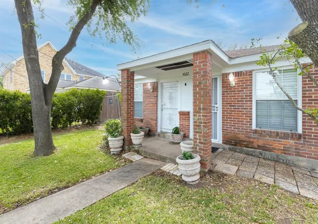 2nd image of 5022 Stimson St, Houston, TX 77023 | MLS# 85541132