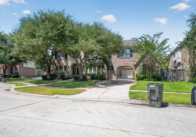 Photo 2 of Single family home for sale at 8507 Graceful Bend Ln, Humble, TX 77396 | MLS# 16402713 | Listing updated on 2026-08-29