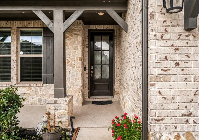 2nd image of 31619 Donoso Dr, Fulshear, TX 77441 | MLS# 10377815