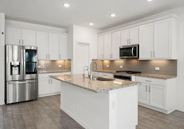 5th image of 31619 Donoso Dr, Fulshear, TX 77441 | MLS# 10377815