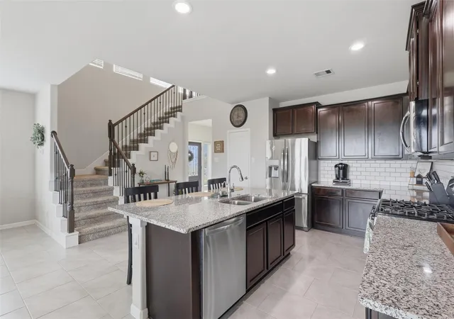 Homes for sale in Pearland, TX | 3725 Lancer Cir, Pearland, TX 77581 | MLS# 61913228