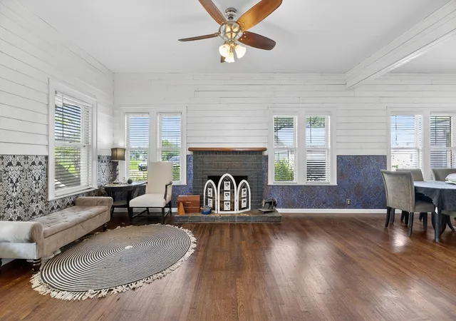 5th image of 119 E Houston St, Refugio, TX 78377 | MLS# 25662612