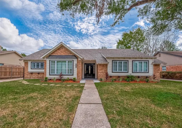 Photo 1 of Single family home for sale at 5622 Valkeith Dr, Houston, TX 77096 | MLS# 94339316 | Listing updated on 2026-08-28
