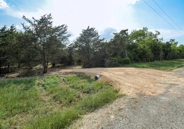 5th image of 405 Vineyard View Trail - Lot 5, Carmine, TX 78932 | MLS# 7819778