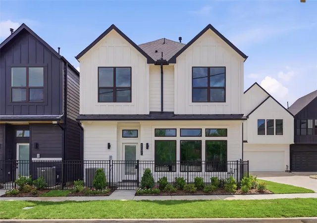 1st image of 4603 Harrisburg Blvd #B, Houston, TX 77011 | MLS# 94065438
