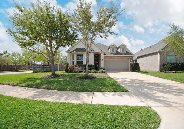 3rd image of 1527 Giles Dr, Richmond, TX 77406 | MLS# 41246910