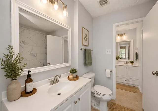 Photo 3 of Single family home for sale at 4714 Bridgeview Ln, Spring, TX 77388 | MLS# 58636930 | Listing updated on 2026-09-21