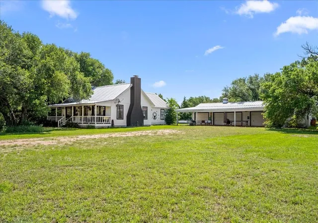 2nd image of 7824 Waldeck Cemetery Rd, Round Top, TX 78954 | MLS# 72202209