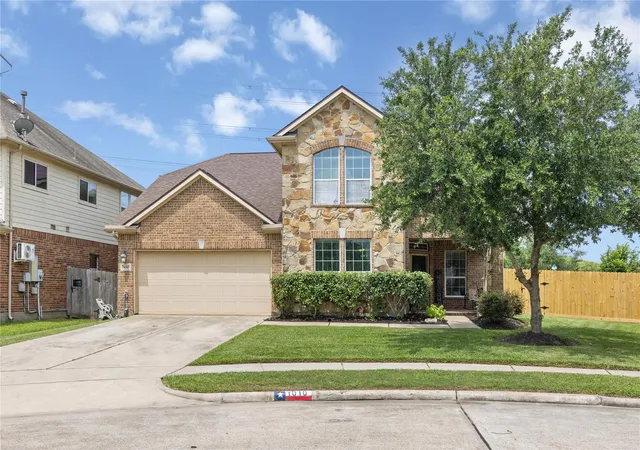 Homes for sale in Pasadena, TX | 1010 Nantucket St, Pasadena, TX 77503 | MLS# 88578871
