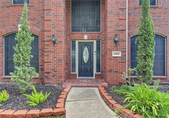 Photo 4 of Single family home for sale at 23602 Shadow Creek Ct, Katy, TX 77494 | MLS# 34522689 | Listing updated on 2026-10-17