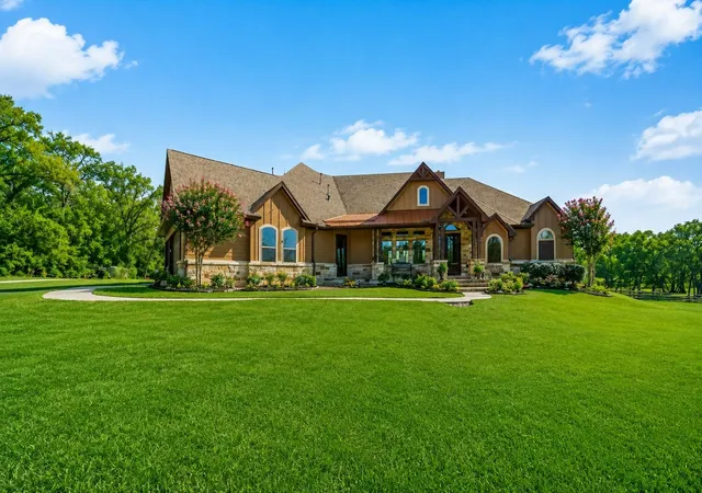 Homes for sale in New Waverly, TX | 40 Stewart Rd, New Waverly, TX 77358 | MLS# 48969310